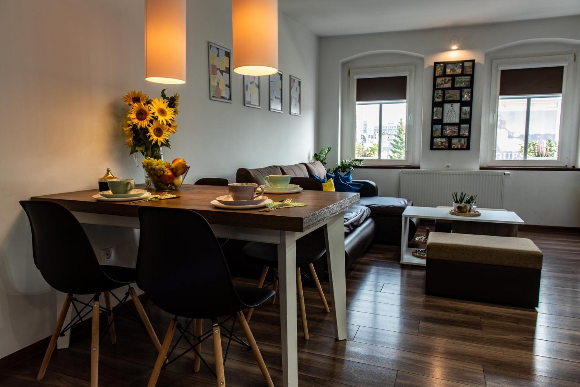 Apartament Crooked Stairs 지엘로나구라 외부 사진
