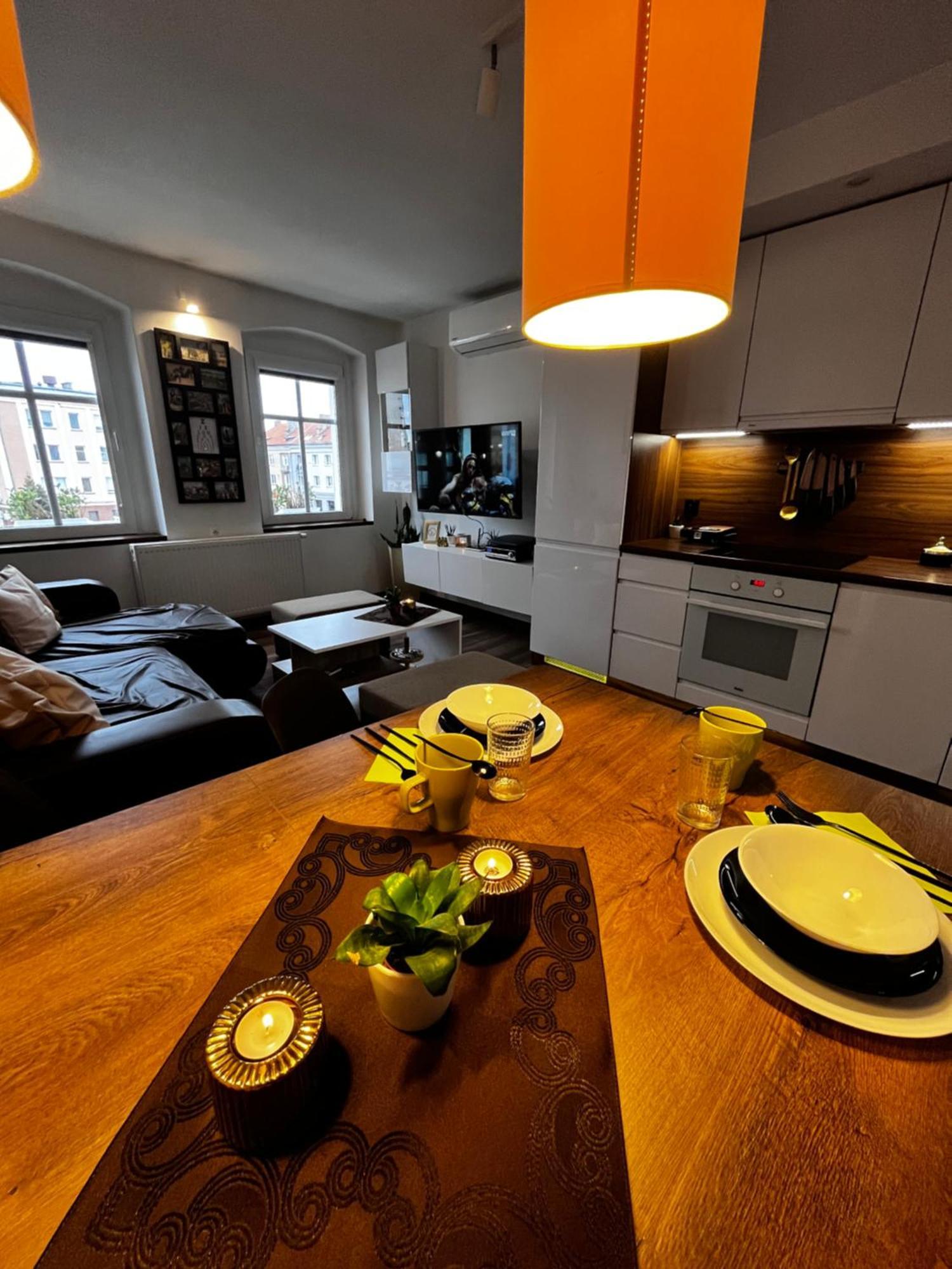 Apartament Crooked Stairs 지엘로나구라 외부 사진